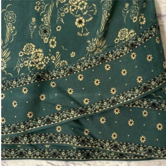 Free People - Faux Wrap Mini Skirt, Bandana Style - Size 4 (Green Floral) - Picture 15 of 15